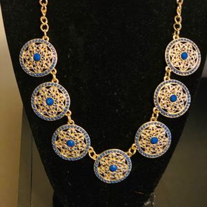 Statement necklace
